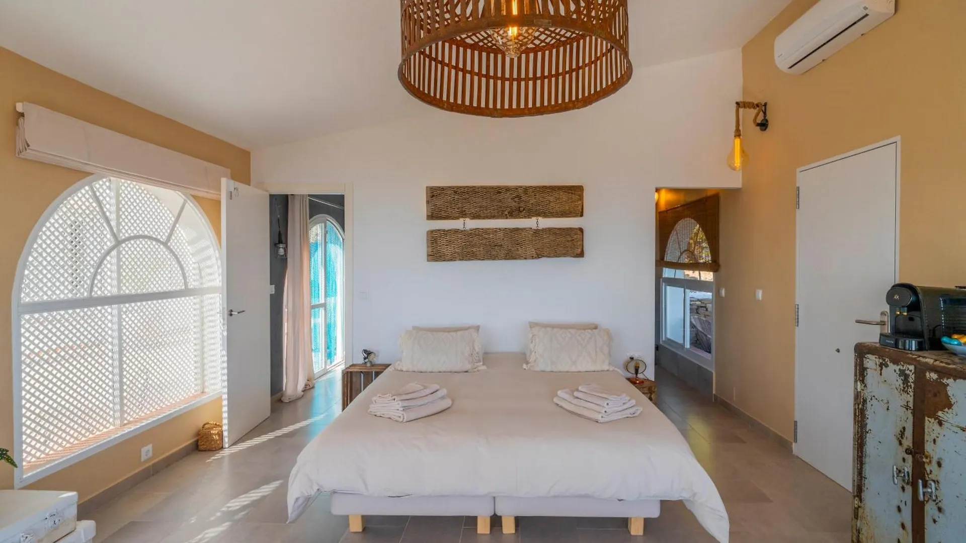 Casa Siempre Bed & Breakfast Sayalonga