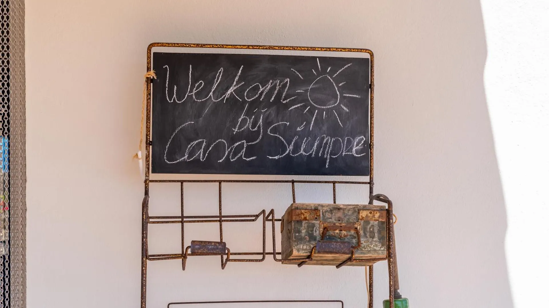 Casa Siempre Bed & Breakfast Sayalonga Spain