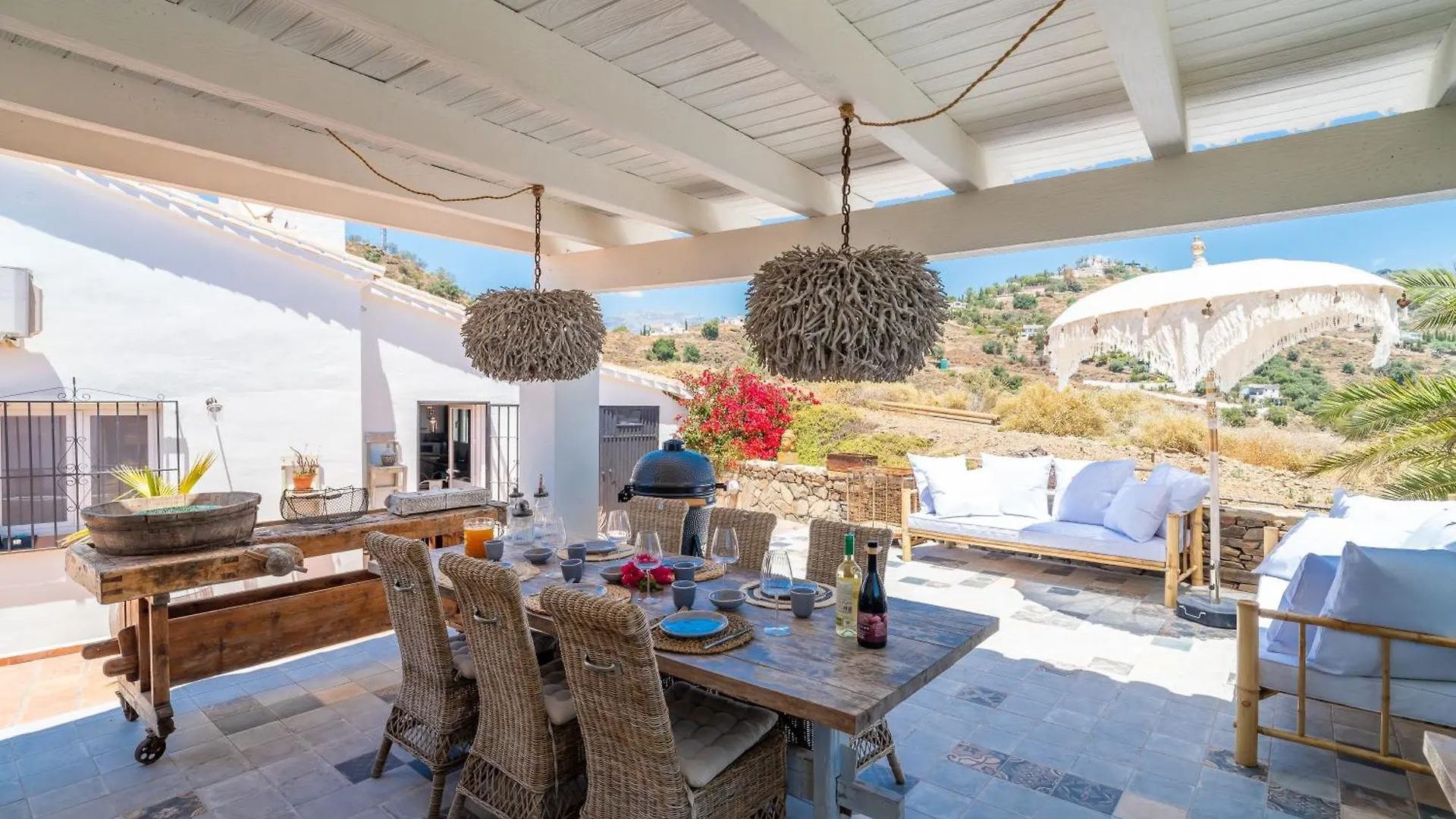 Casa Siempre Bed & Breakfast Sayalonga Spain